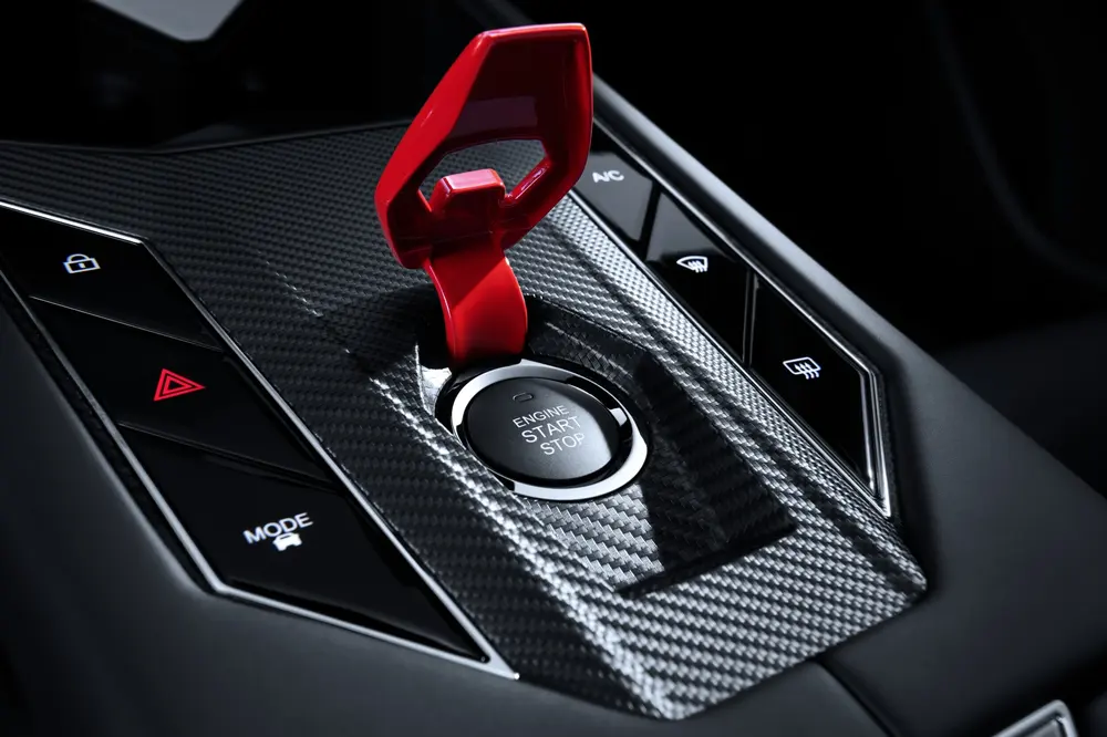 Российский кроссовер Jeland C4 получит кнопку запуска мотора «от Lamborghini»