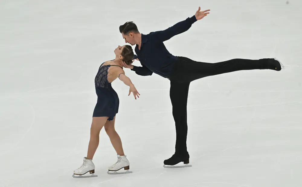 Сразу три российские пары фигуристов выступят на Гран-при ISU в Хельсинки
