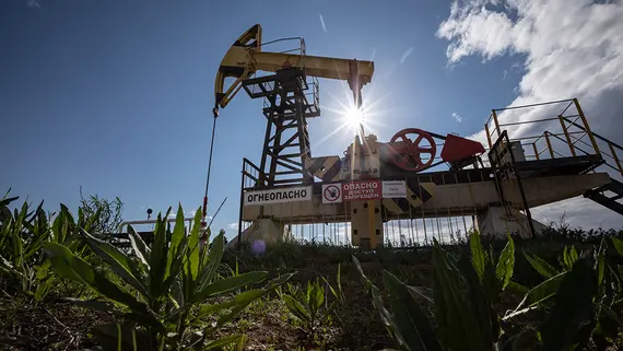 Нефть Brent приблизилась к $110 за баррель из-за опасений роста дефицита дизеля