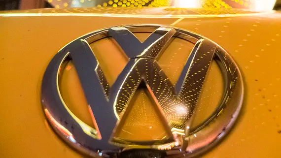 Volkswagen отзовет тысячи электромобилей из-за риска возгорания батарей
