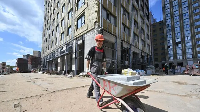 Квартиры в недорогих новостройках Петербурга стали меньше на 6 "квадратов"