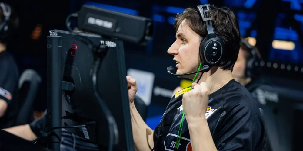 Virtus.pro выбила K27 из WINLINE MPKBK CIS LAN Season 9