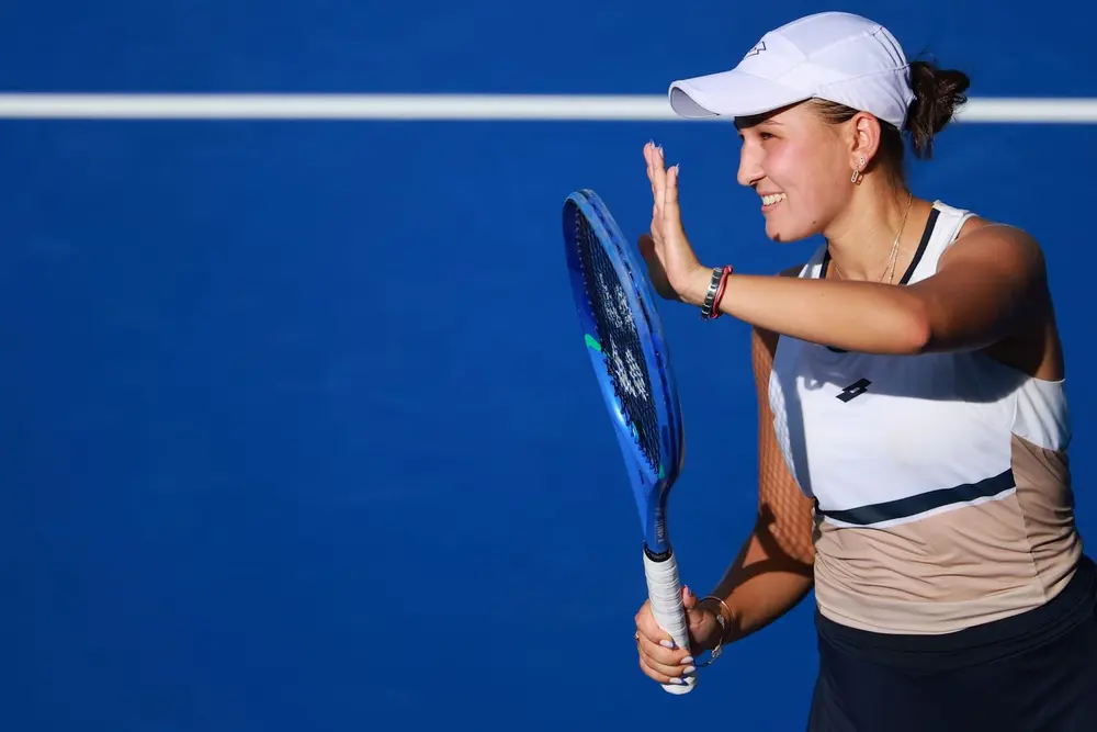 Камилла Рахимова не смогла выйти в финал турнира в Токио, проиграв Лейле Фернандес