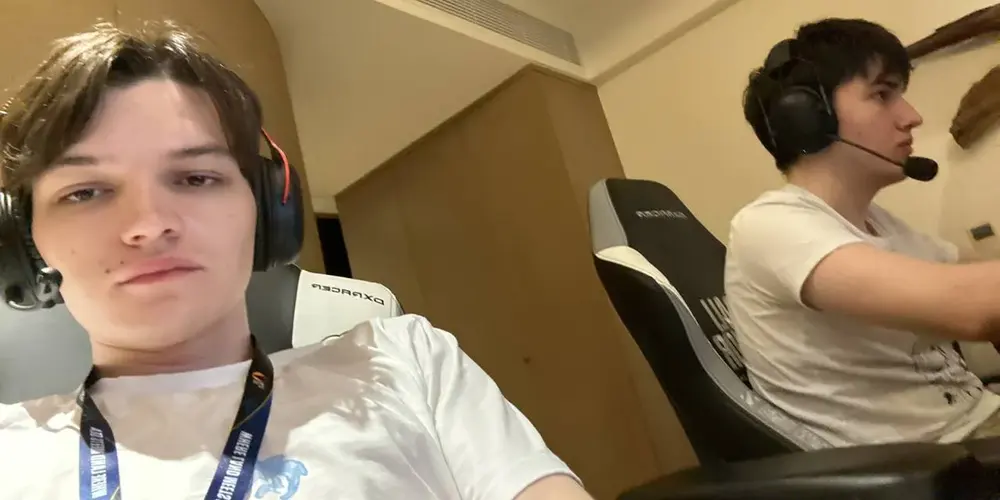 Команда Mira, Collapse и Miposhka победила состав Arteezy и Loda в шоу-матче на UNIVERSE by FISSURE