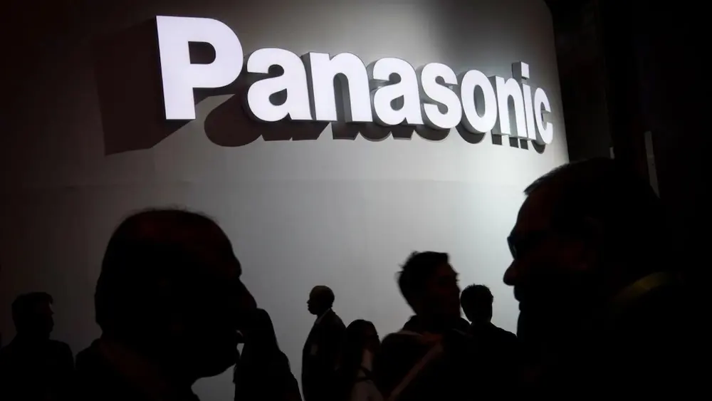 Сотрудник Panasonic случайно загрузил в стороннюю ИИ‑систему данные о 334 тысячах работников компании и членов их семей