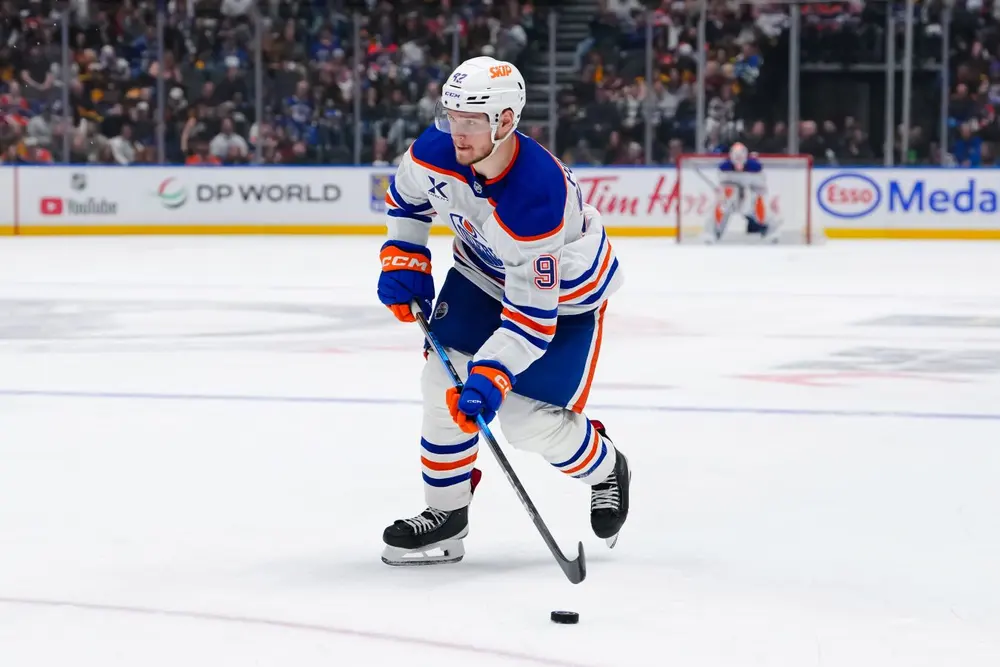 Подколзин вышел на второе место в списке российских снайперов НХЛ, сравнявшись с Мичковым