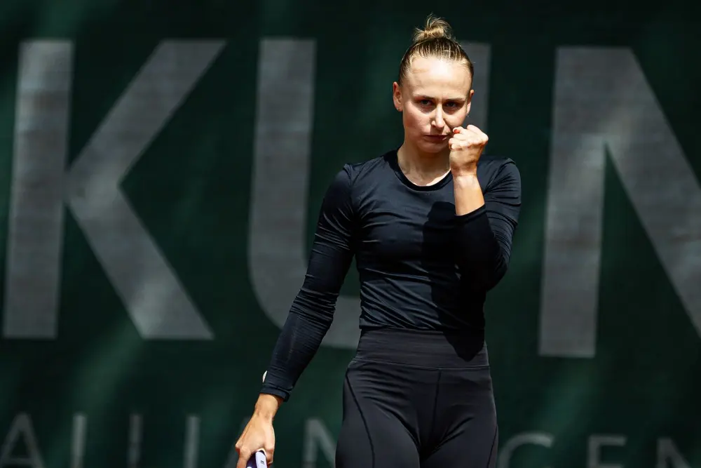 Теннисистка Астахова рассказала, как стала тренером во время профессиональной карьеры