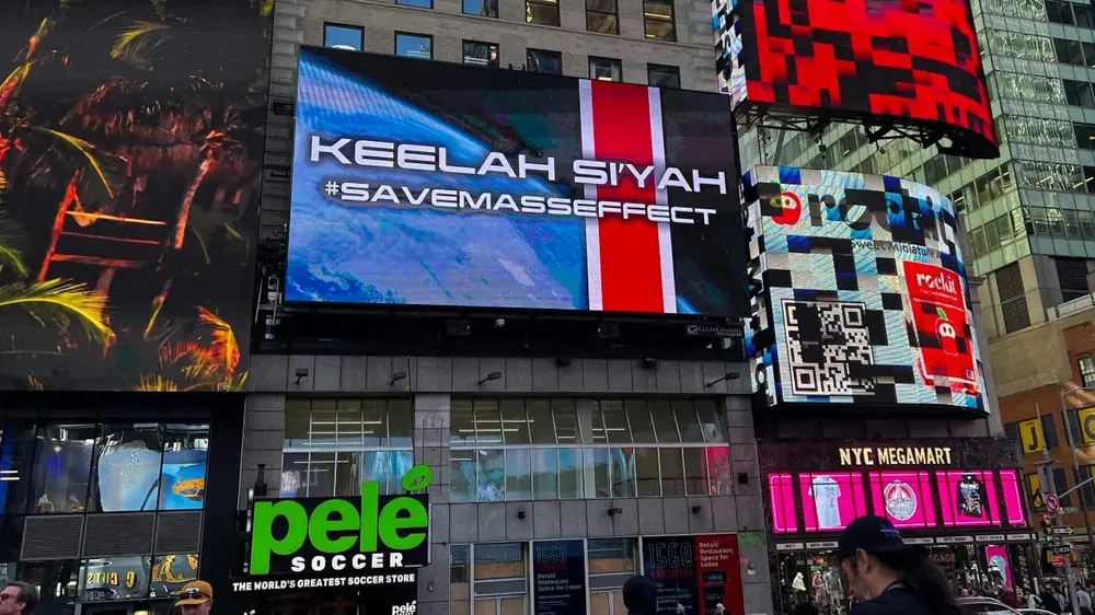 «Keelah si'yah» на Таймс-сквер: фанаты Mass Effect: вывели петицию #SaveMassEffect на огромный билборд в Нью-Йорке