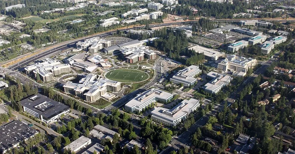 Microsoft предложила 60 тысячам сотрудников уйти по собственному желанию