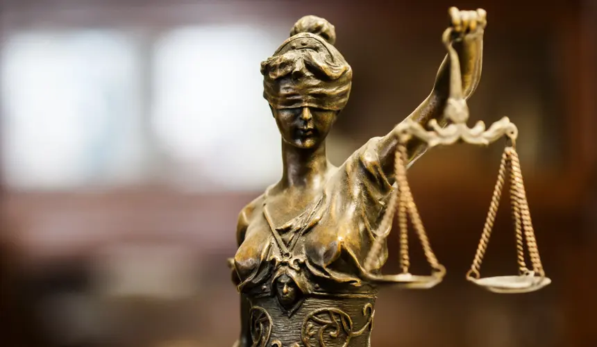 Туристка отсудила у детского лагеря в Крыму более 200 тысяч рублей