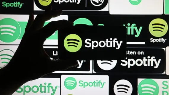 Spotify исключил более 50 млн ИИ-треков из рекомендаций