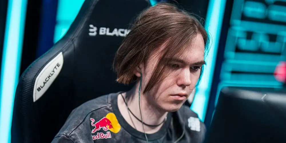 Donk о поражении от MOUZ: «Не могли выиграть простые ситуации и сами загоняли себя в усложненные рамки»