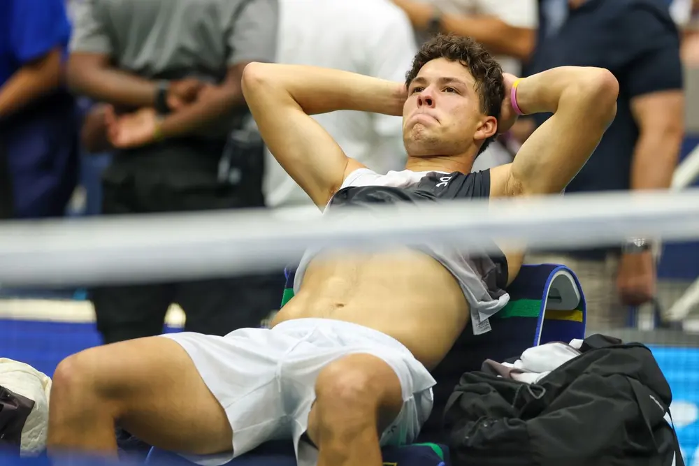 Шелтон показал третий результат в истории ATP по количеству эйсов в трёхсетовом матче