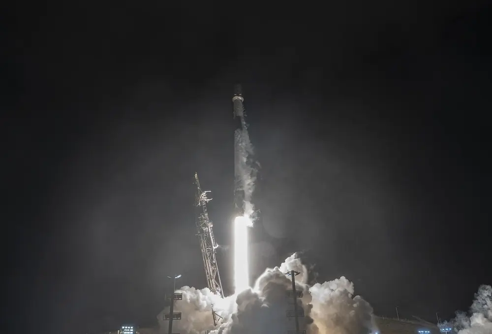 Космическая маршрутка: SpaceX в 26-й раз запустила ракету Falcon 9, общее число запусков в этом году достигло 117