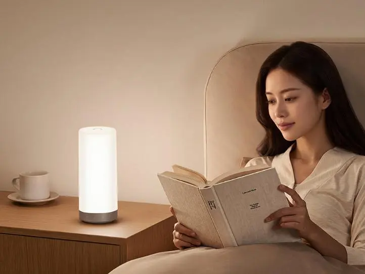 Dпервые за 8 лет Xiaomi выпустила прикроватную лампу