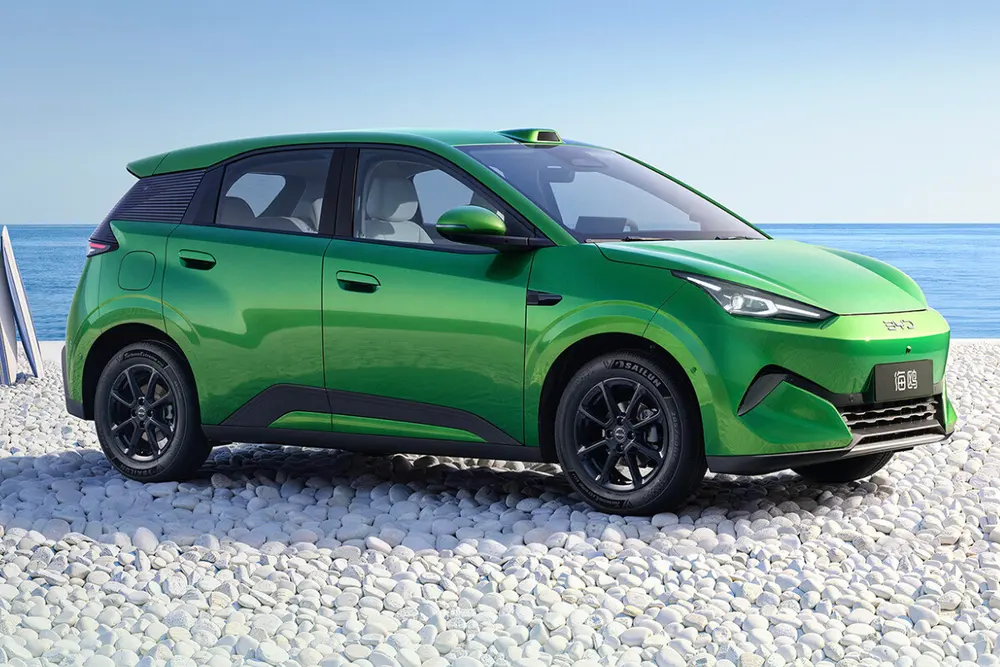 Бюджетный BYD Seagull прошёл сложный тест на разрыв шины при 140 км/ч