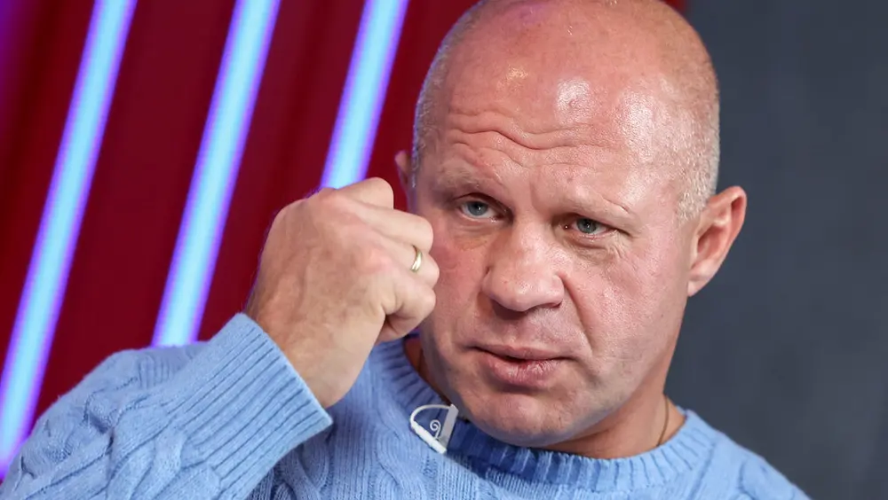 Емельяненко рассказал о тренировках в 50 лет: «Начал бицепс и трицепс качать»