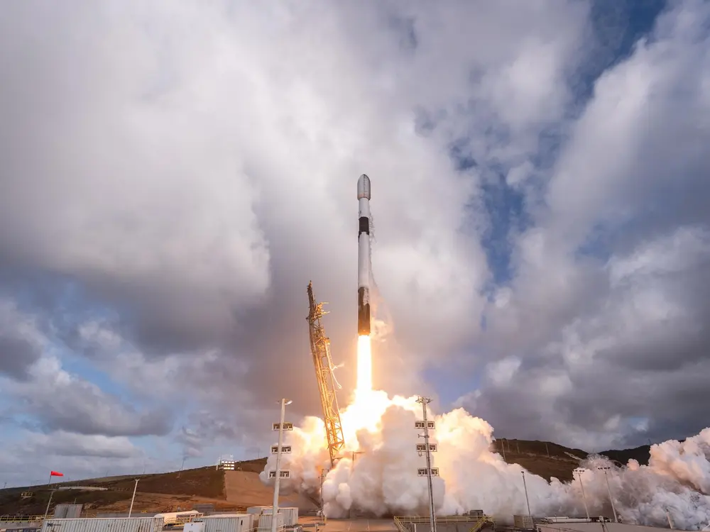 SpaceX хочет запускать 10 000 ракет в год — компания просит FAA выделить отдельные воздушные коридоры и расчистить государственные космодромы от легких ракет